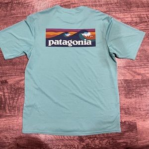 Patagonia shirt it can be unisex